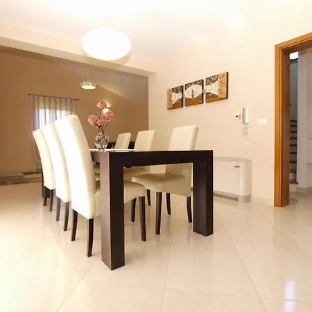 Mit Privatpool Fuer 6 Personen Ca 130 Qm In Kosinozici, Porec, Istrien Istrische Riviera Holiday home Porec