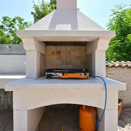 Holiday home Mit Privatpool Fuer 6 Personen Ca 130 Qm In Kosinozici, Porec, Istrien Istrische Riviera